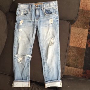 Cropped ripped denim pants